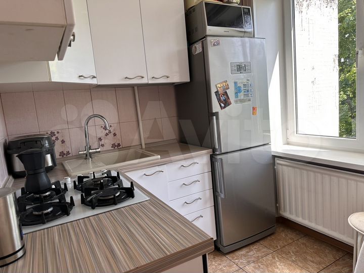 2-к. квартира, 49 м², 6/9 эт.