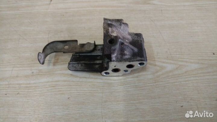 Кронштейн клапана EGR Honda Fit GD1 L13A