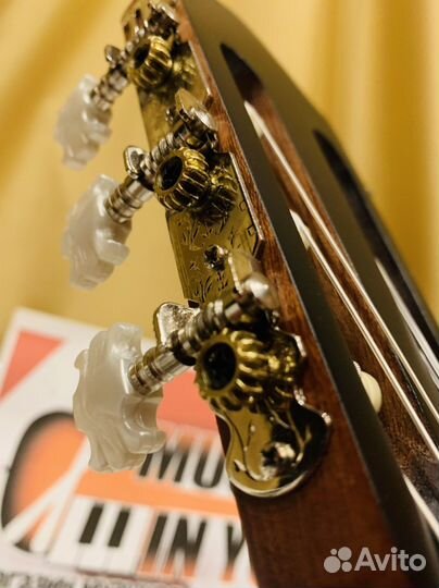 Классическая Гитара (Индонезия,Красное Дерево)