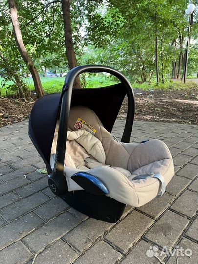 Детское автокресло от 0 maxi cosi