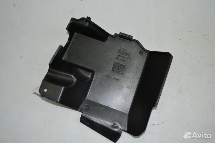 Крышка блока управления Ford Focus 2