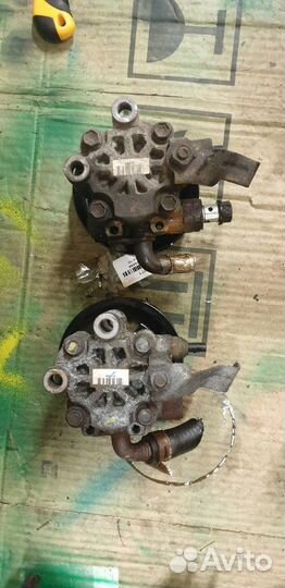 Насос гур Toyota avensis