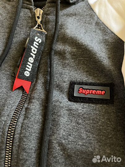 Костюм Supreme