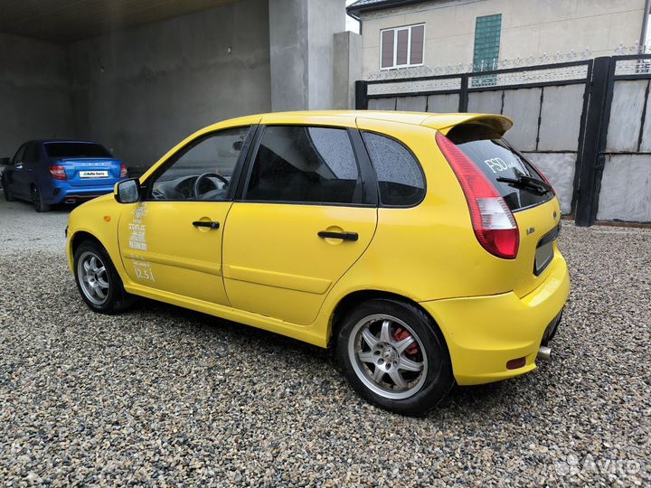 LADA Kalina 1.6 МТ, 2011, 215 118 км