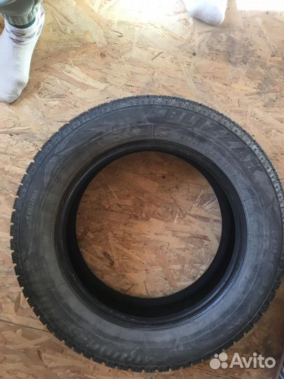 Шины зимние автомобильные р15 б/у