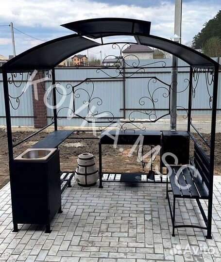 Беседка с мангалом
