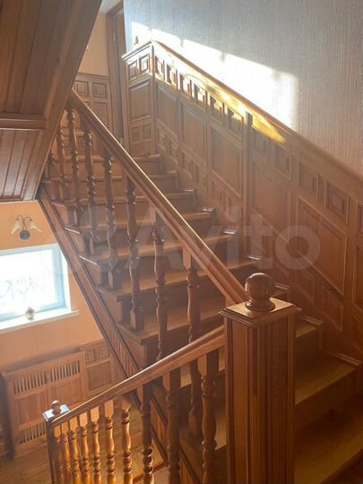 Дом 470 м² на участке 15 сот.