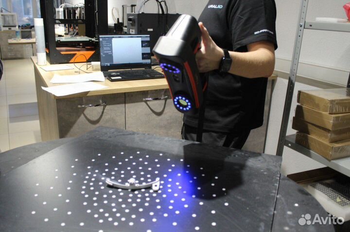 Лазерный 3D сканер RangeVision Helix