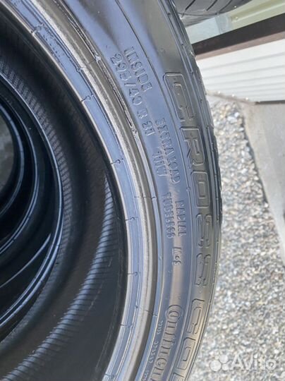 Pirelli P Zero 295/40 R21