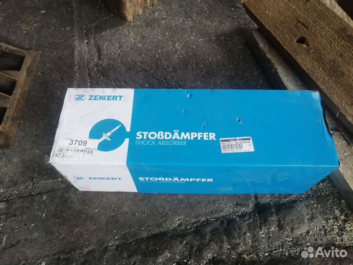 Стойки амортизатор передние на фольксваген