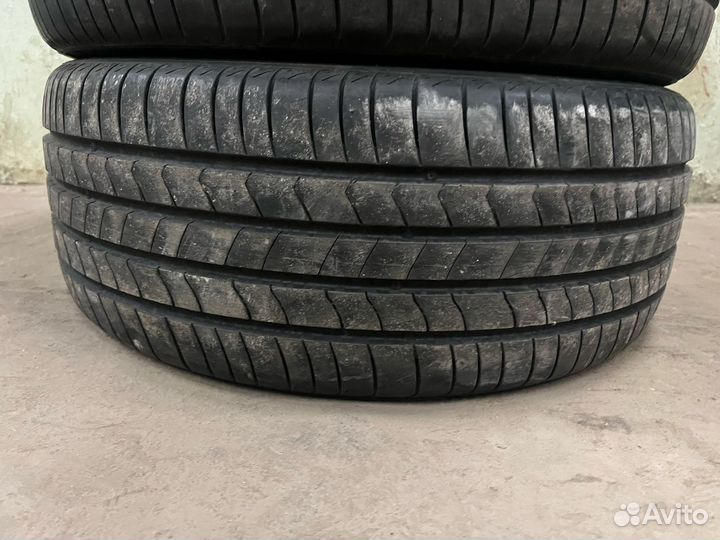 Kumho Ecsta HS51 235/45 R18 94V