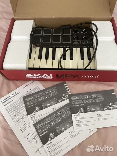 Midi клавиатура akai mpk mini