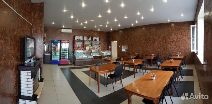 Кассир-раздатчик в кафе