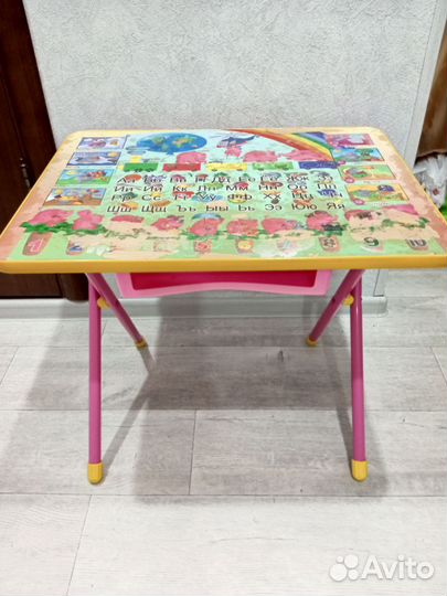 Детский стол