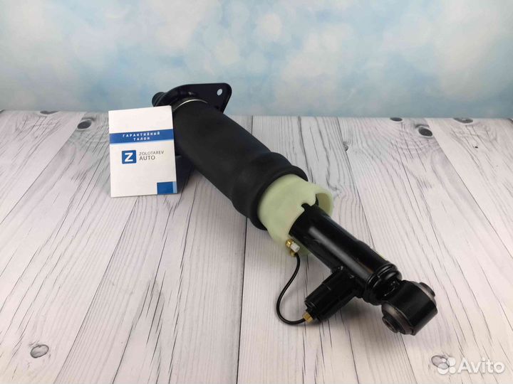 Задняя стойка Audi A6 4B C5, новый