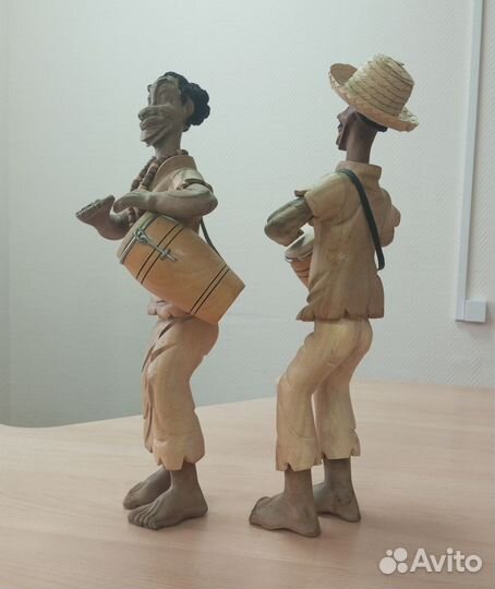 Большие статуэтки Куба