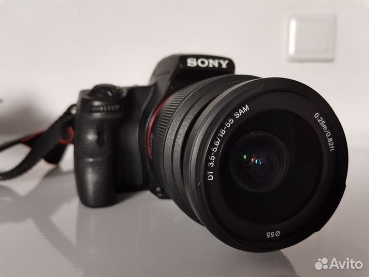 Зеркальный фотоаппарат Sony Alpha slta37 как новый