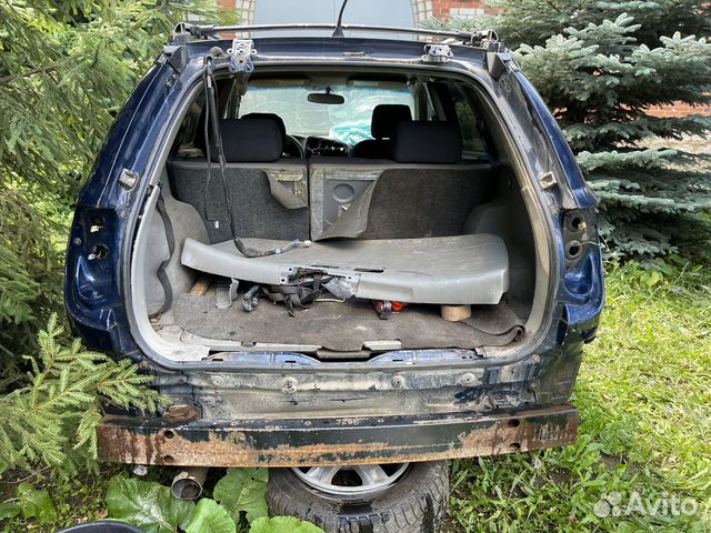 Крыло заднее Pontiac Vibe