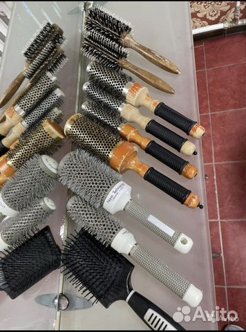 Расчески для парикмахера