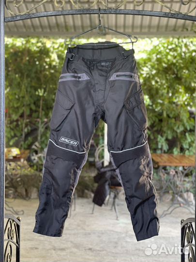 Мотокостюм с встроенной защитой