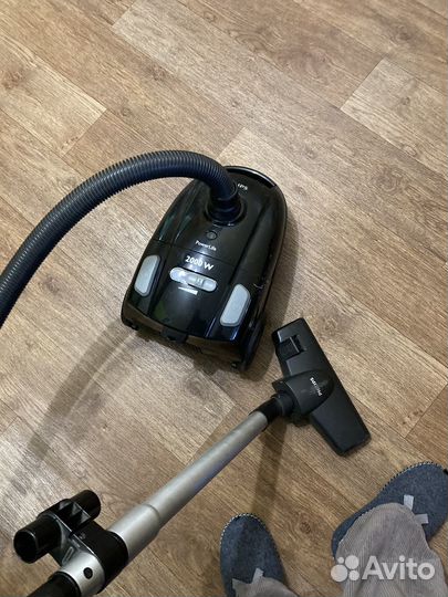 Пылесос philips
