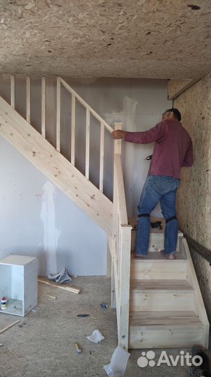 Мастер по лестницам из дерева