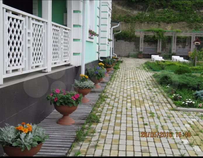 Дом 890 м² на участке 21 сот.