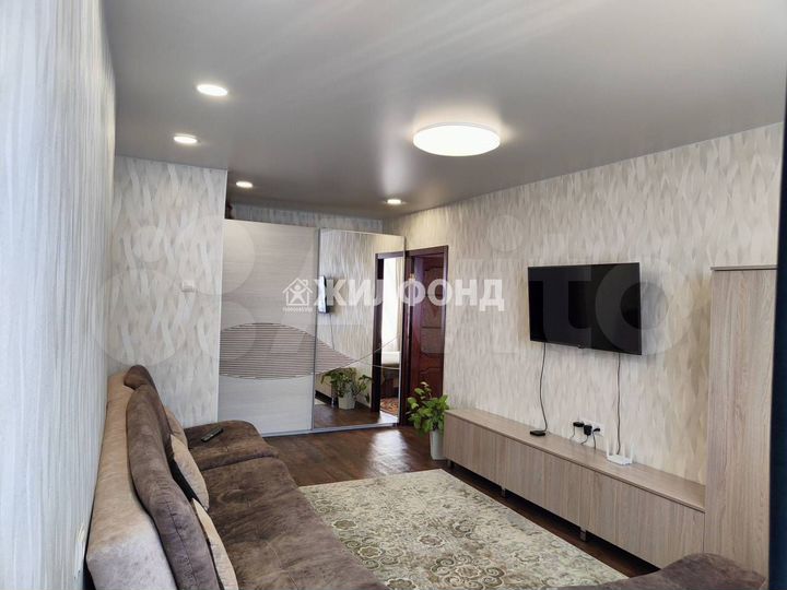 2-к. квартира, 46 м², 9/9 эт.