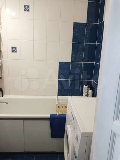 2-к. квартира, 60 м², 3/9 эт.