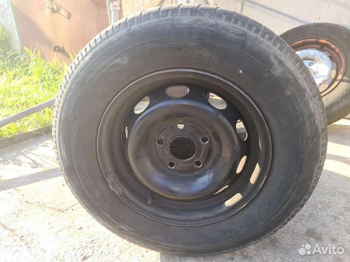 CST Adreno H/P Sport AD-R8 195/70 R14