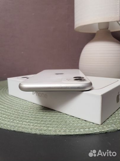 iPhone 11, 128 ГБ