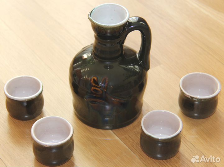 Кувшин для вина с 4-мя рюмками (керамика)