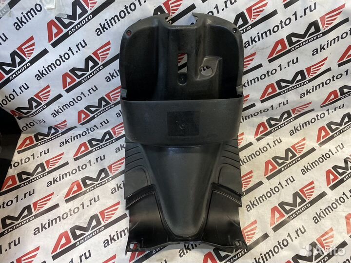 Передний внутренний пластик (карман) Suzuki Lets 2