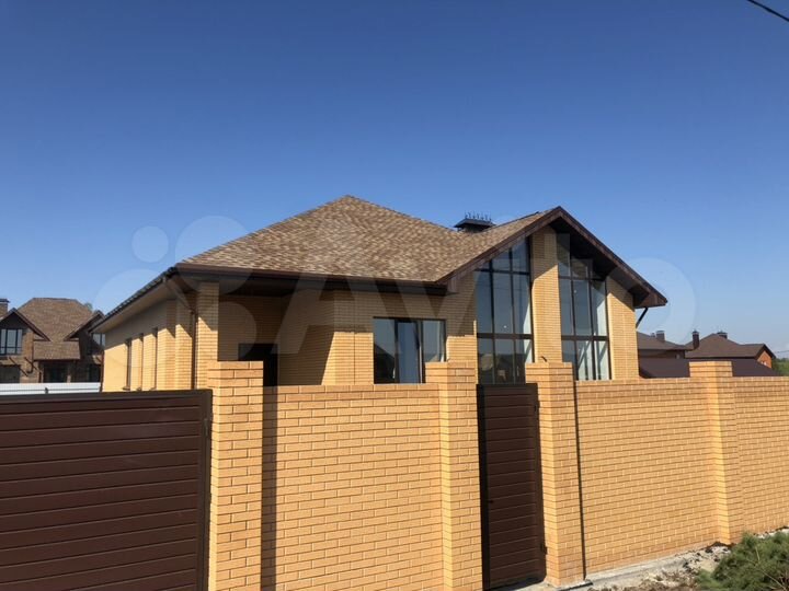 Коттедж 125 м² на участке 8 сот.