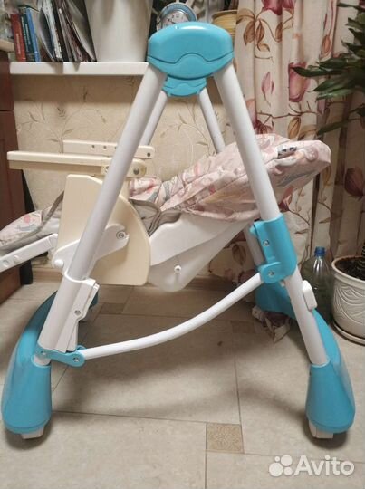 Детский стульчик для кормления