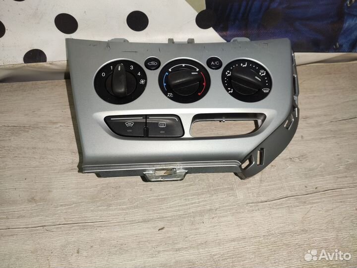 Регулятор печки Ford Focus 3 Форд Фокус 3