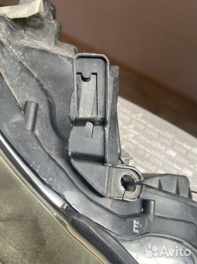 Фара передняя правая левая lexus лексус is