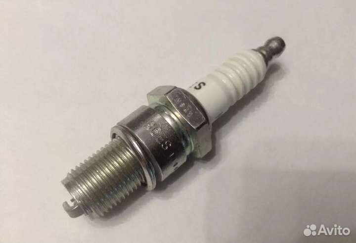 Оригинальная Свеча NGK Yamaha Polaris B6ES B8ES