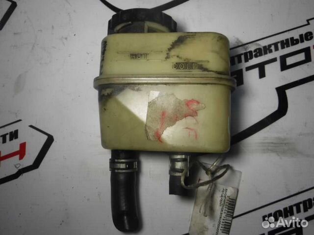 Бачок гур toyota celsior UCF20 UCF21 1UZ-FE