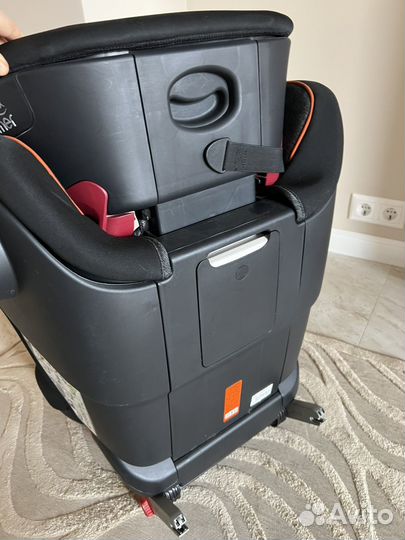 Автомобильное кресло britax Kidfix isofix