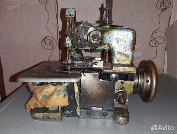 Оверлок промышленный