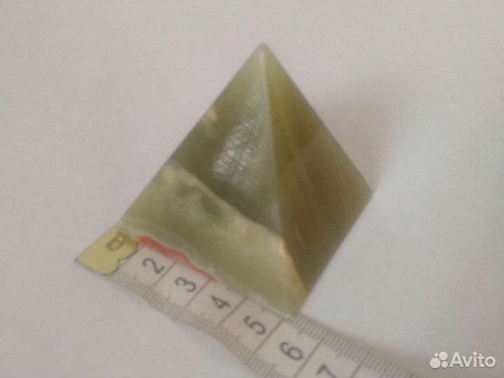 Фигурки из оникса, подсвечник керамический