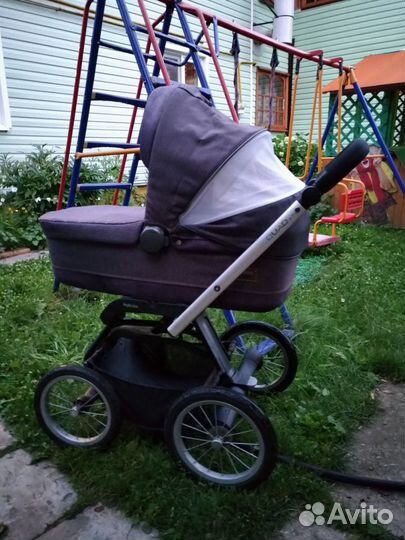 Детская коляска (люлька) Inglesina на шасси QuadXT