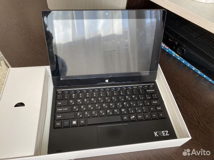 Планшет с клавиатурой krez TM1004b16 3g