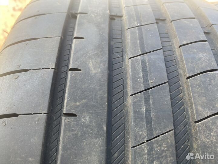 Michelin Pilot Primacy 245/45 R19 и 275/40 R19 98Y