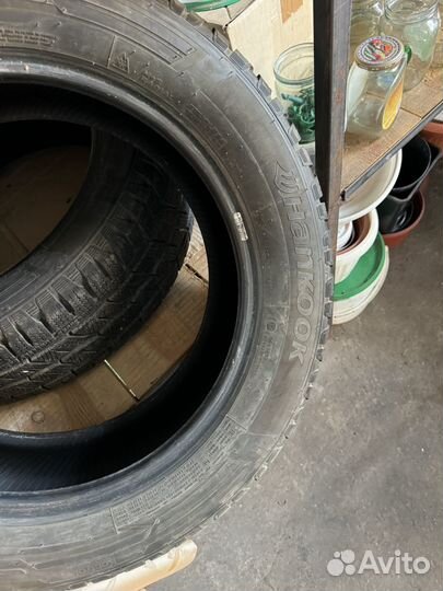 Hankook Winter I'Cept LV RW12 215/60 R17C