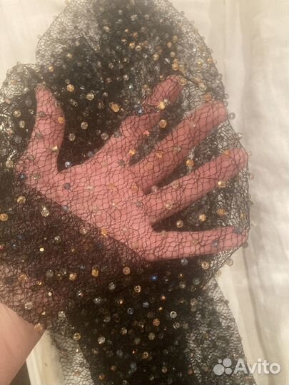 Ткань с стразами- бусинами