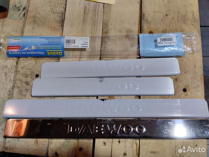 Накладки на пороги daewoo nexia