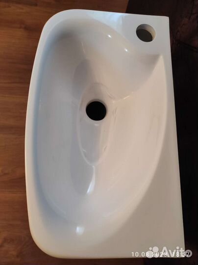 Раковина с тумбой новая