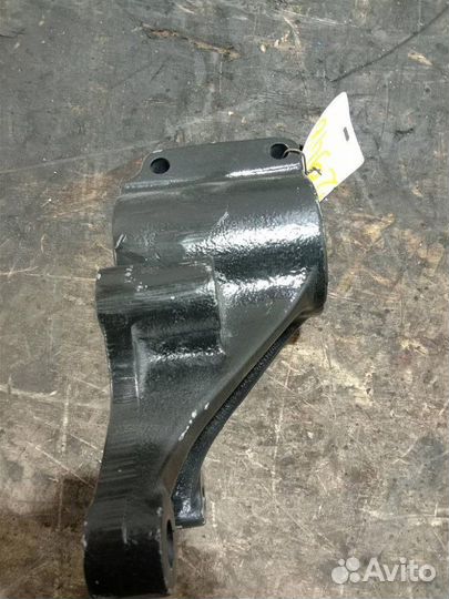 Кронштейн глушителя Mercedes-Benz Actros 4141